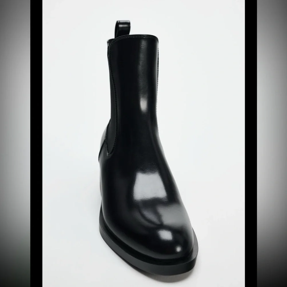 Zara NWT metal plate ankle boot black 2150/411